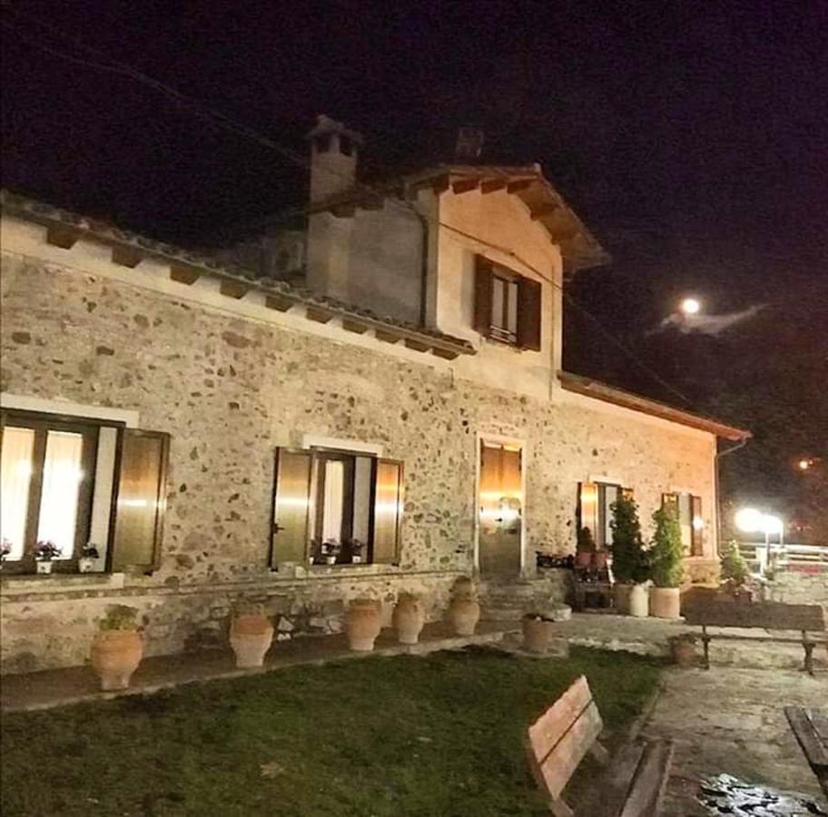 Spacious House In Ogassa With Terrace And Bbq Bagian luar foto
