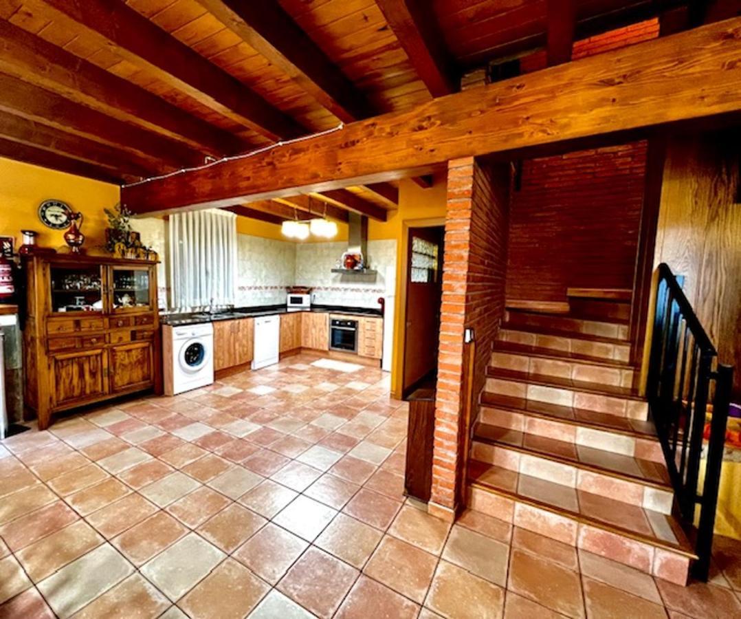 Spacious House In Ogassa With Terrace And Bbq Bagian luar foto
