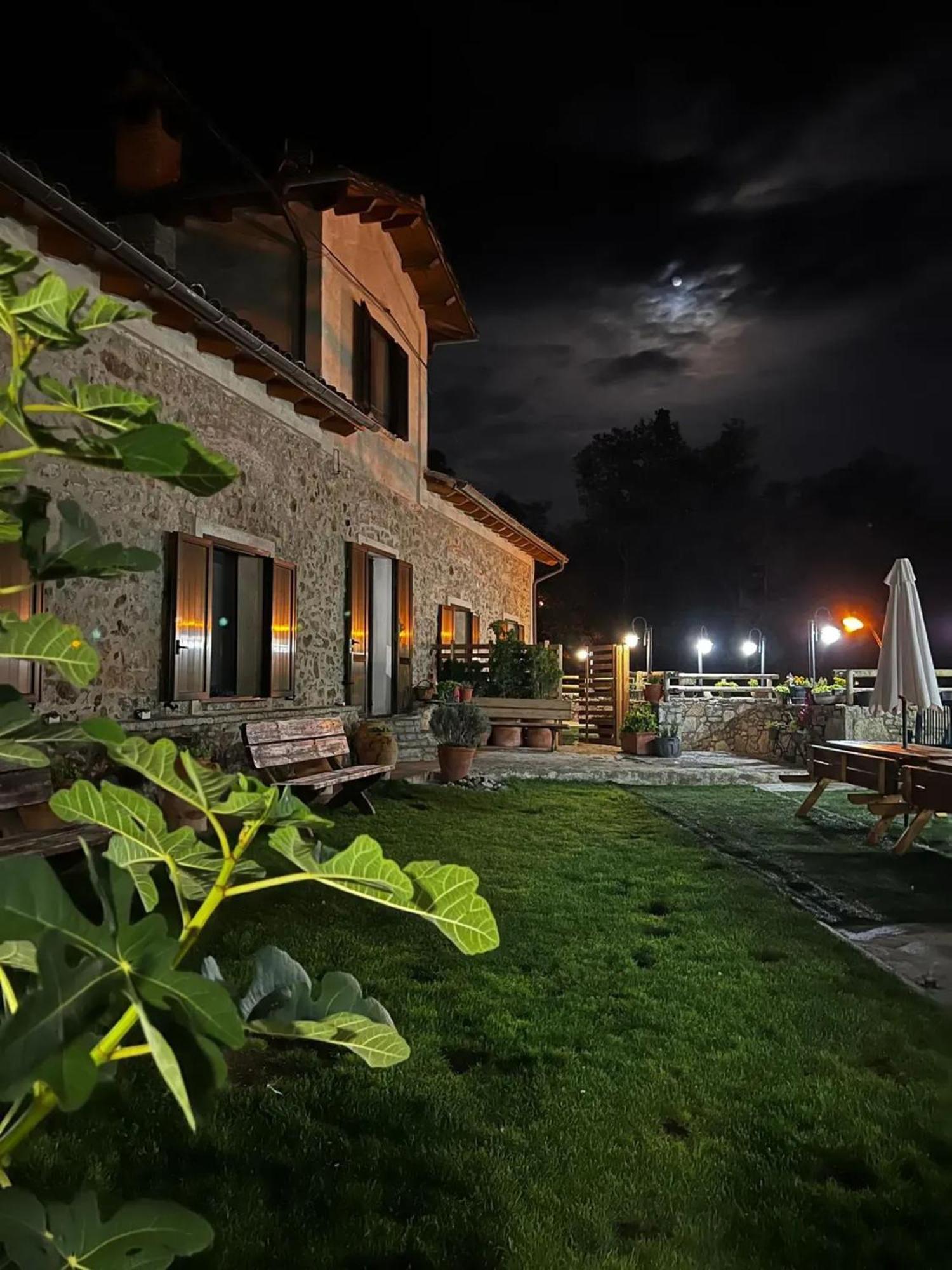 Spacious House In Ogassa With Terrace And Bbq Bagian luar foto